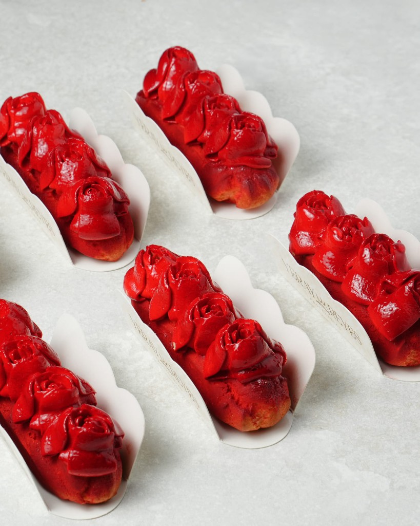 ECLAIR LOVE CHEESCAKE FRESA